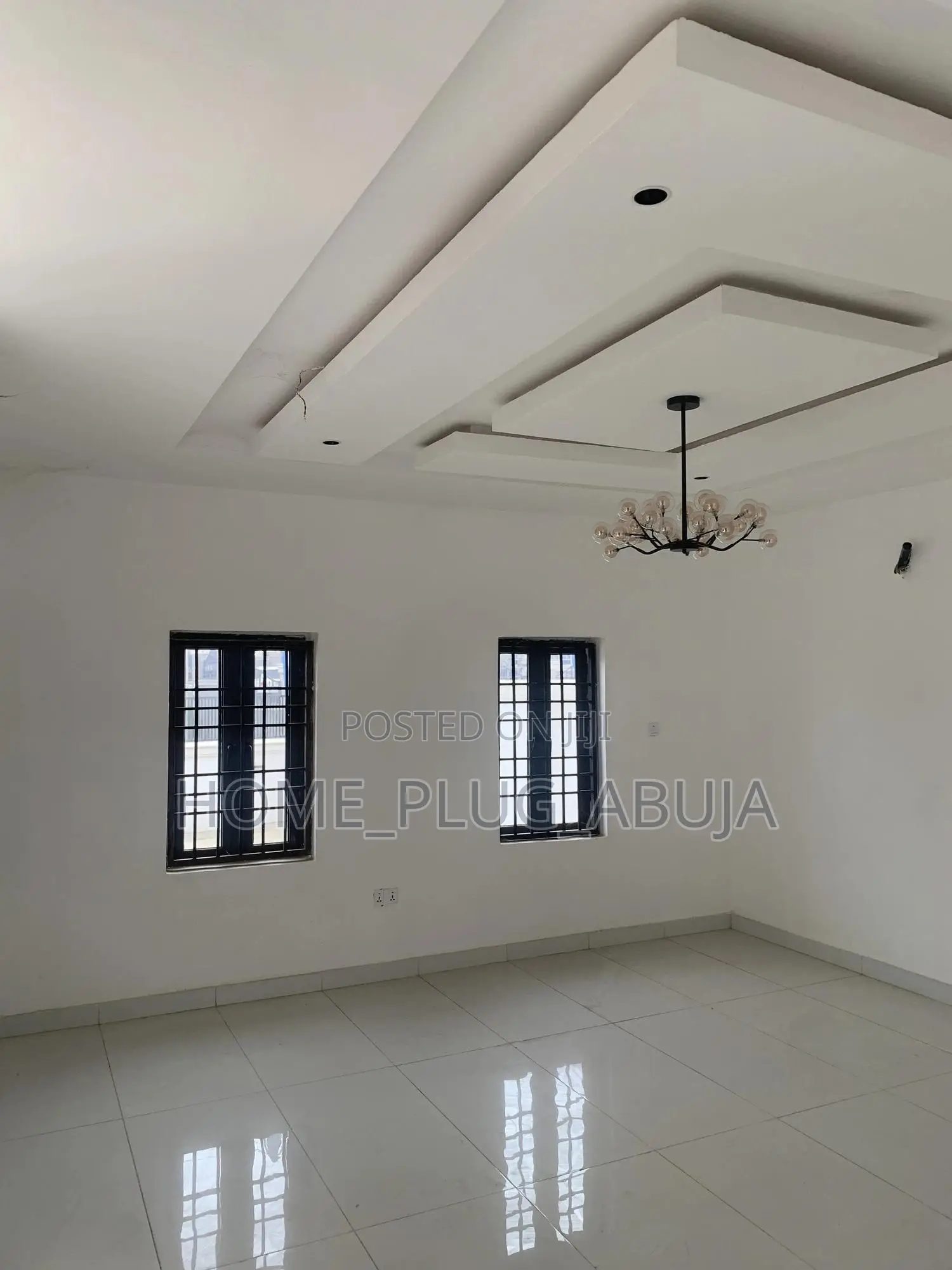 4bdrm Duplex in Efab Queens Estate, Karsana for sale in Karsana