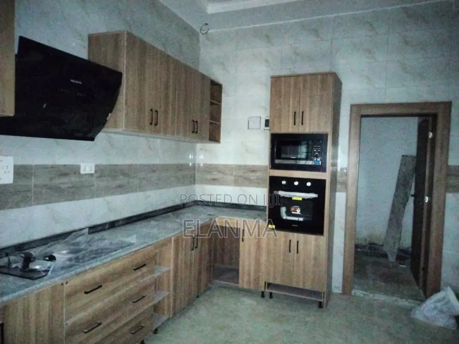5bdrm Townhouse / Terrace in Guzape District for rent in Guzape District