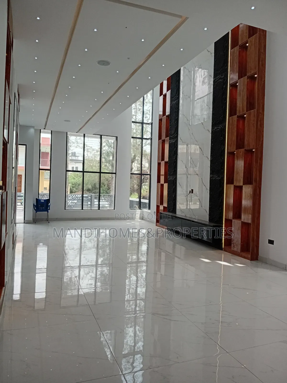 5bdrm Duplex in Ilaje / Lekki for sale in Ilaje / Lekki