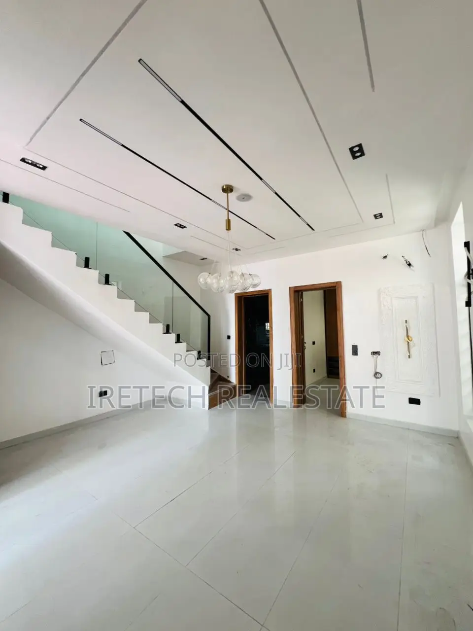 3bdrm Duplex in Ikota Gra for sale in Ikota