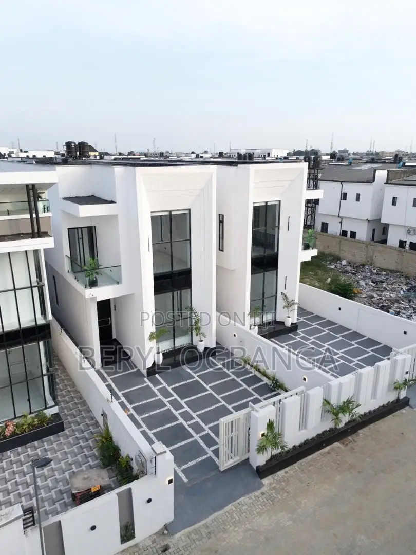 5bdrm Duplex in Ado / Ajah for sale in Ado / Ajah