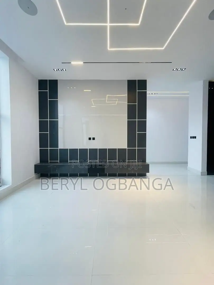 5bdrm Duplex in Ado / Ajah for sale in Ado / Ajah