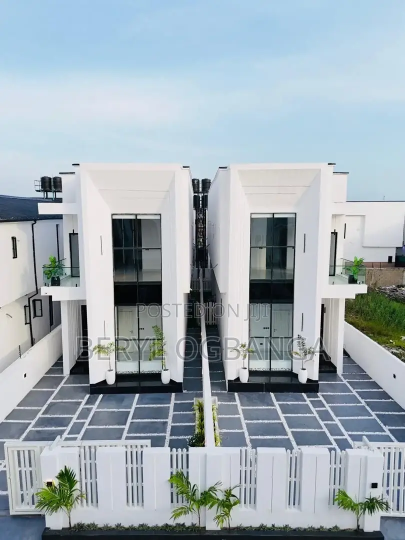 5bdrm Duplex in Ado / Ajah for sale in Ado / Ajah