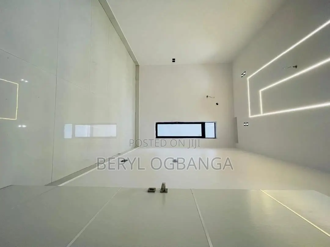 5bdrm Duplex in Ado / Ajah for sale in Ado / Ajah
