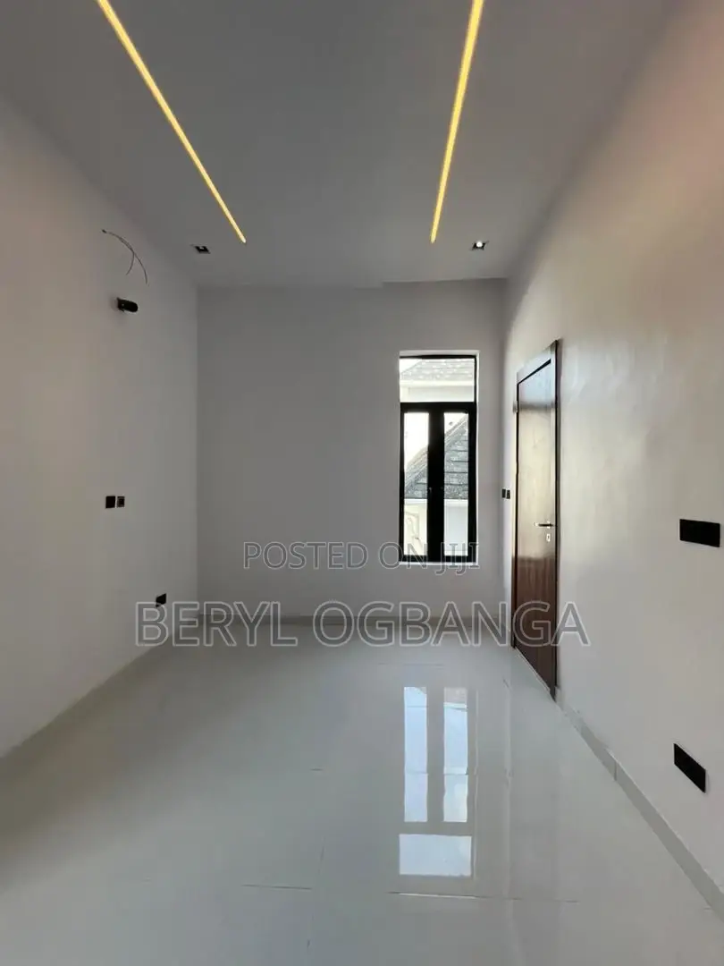 5bdrm Duplex in Ado / Ajah for sale in Ado / Ajah