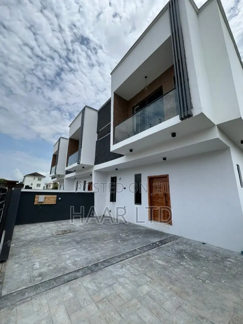 3bdrm Duplex in Abraham Adesanya Estate for sale in Abraham Adesanya Estate