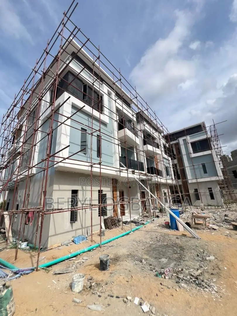 2bdrm Apartment in Abraham Adesanya Estate for sale in Abraham Adesanya Estate