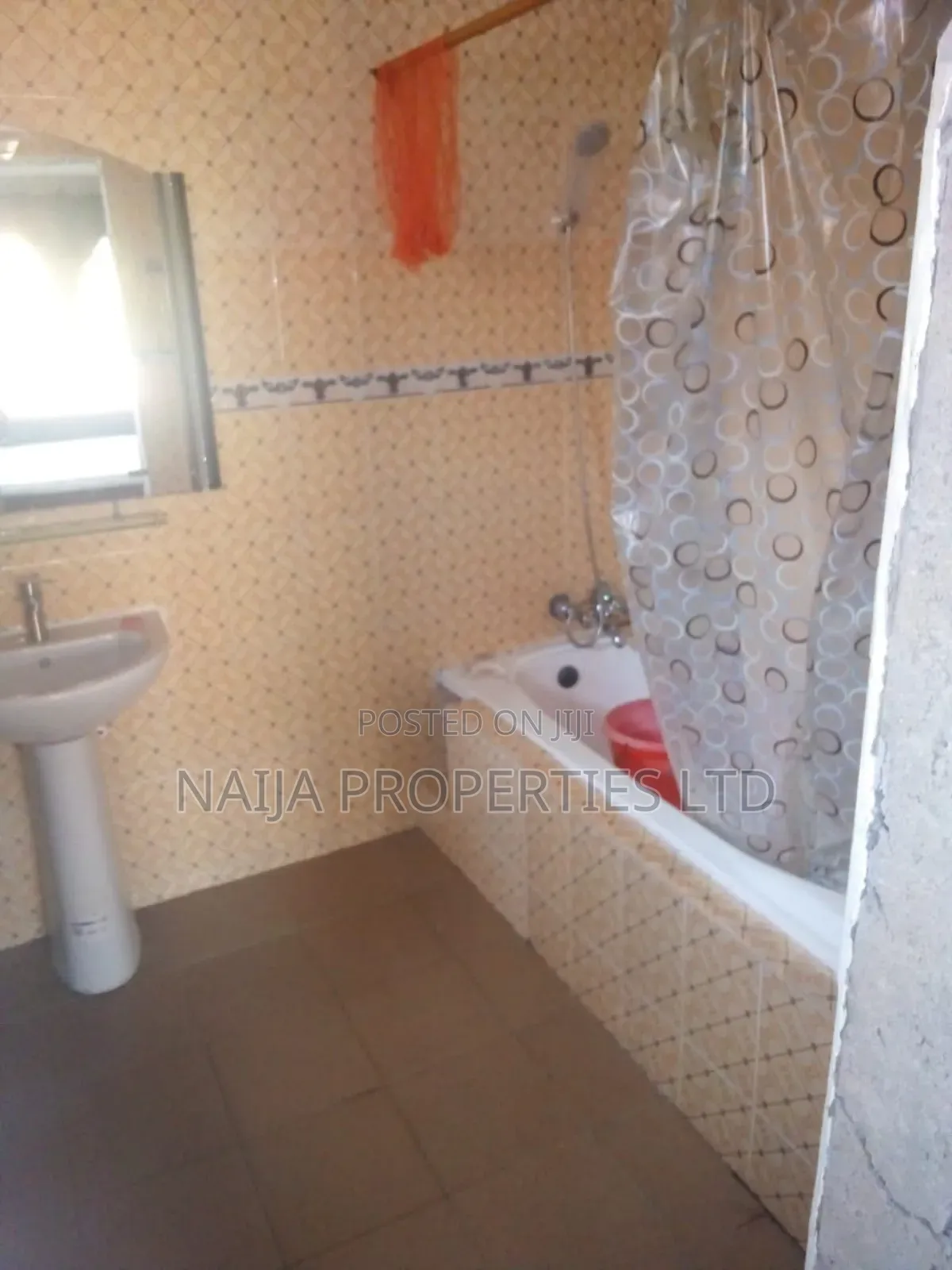 4bdrm Duplex in Vgc for rent in VGC / Ajah