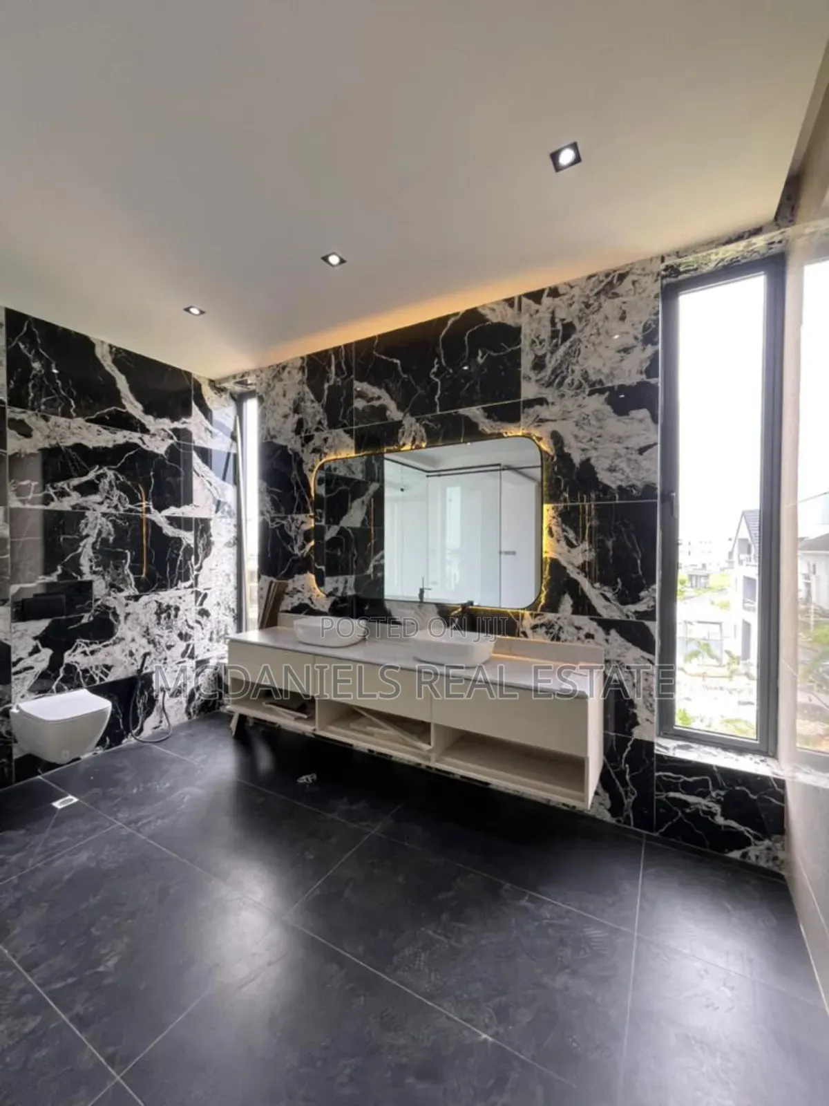 5bdrm Duplex in Lekki, Ikate for sale in Ikate