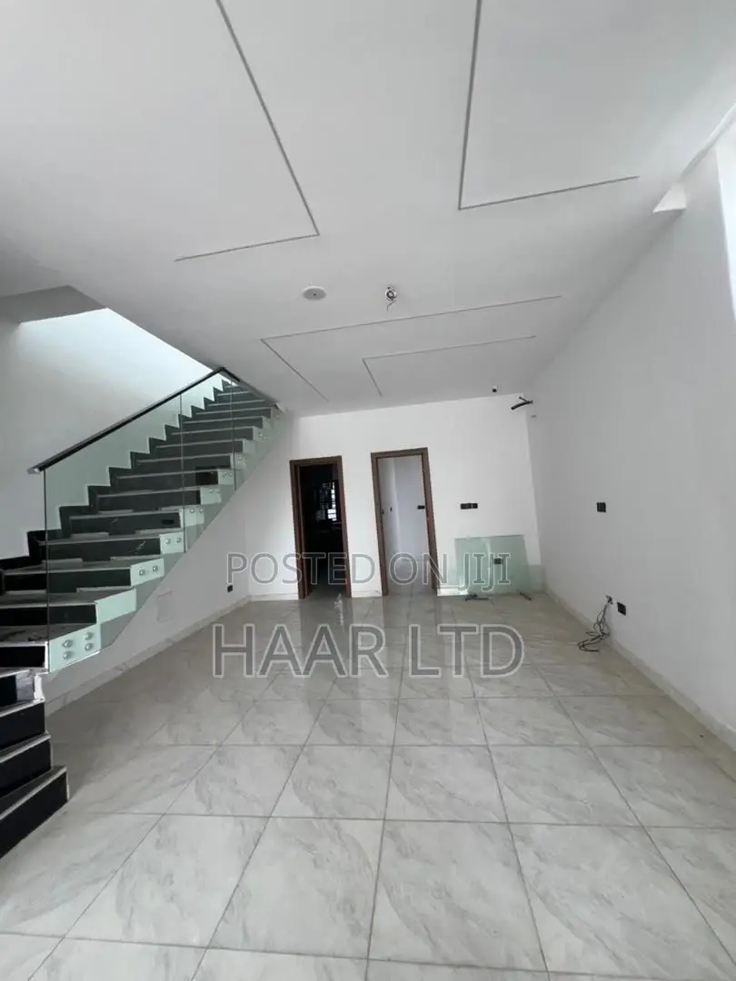 4bdrm Duplex in Abraham Adesanya Estate for sale in Abraham Adesanya Estate