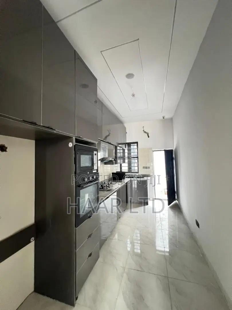 4bdrm Duplex in Abraham Adesanya Estate for sale in Abraham Adesanya Estate