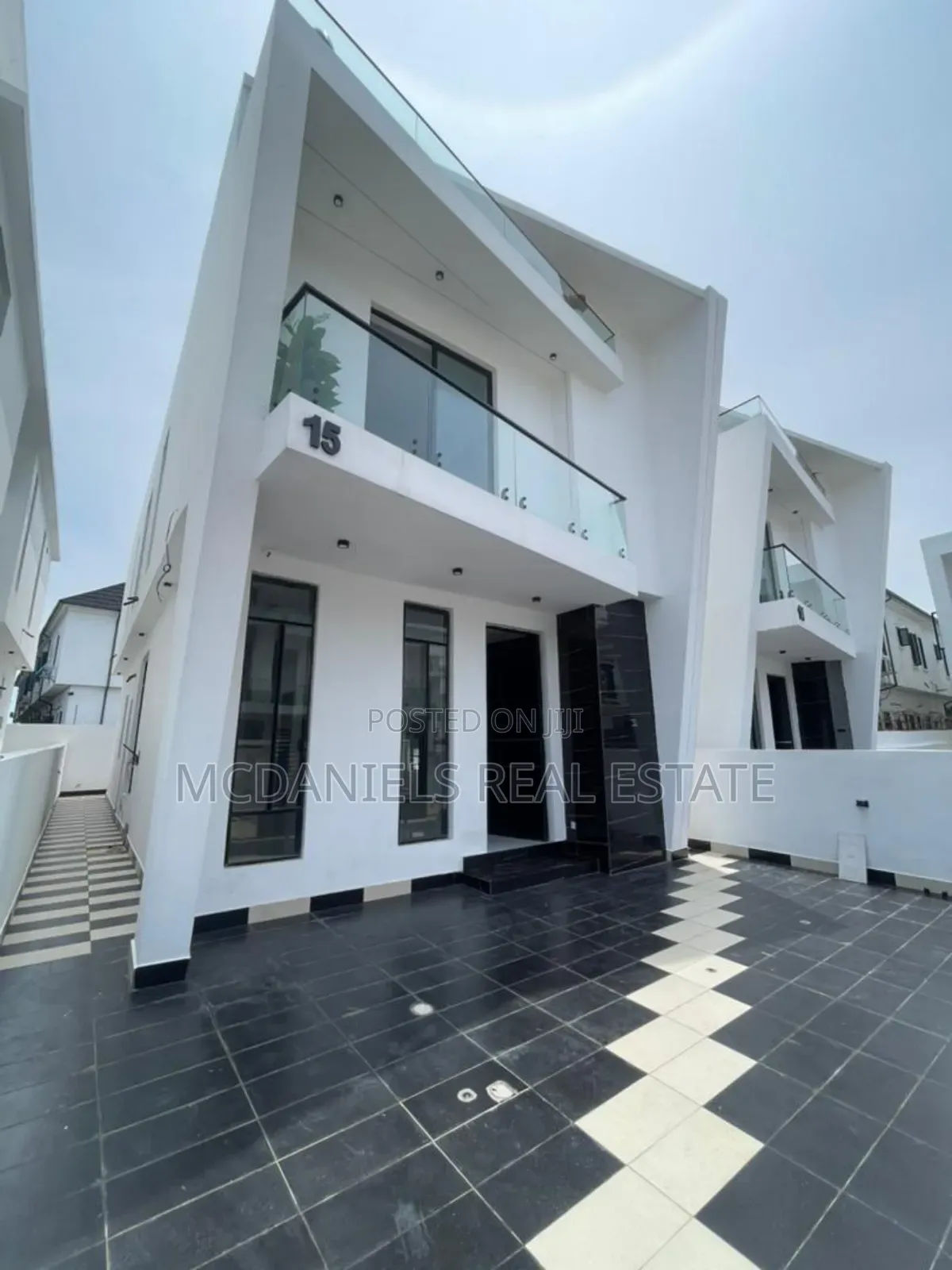 4bdrm Duplex in Ikate for sale in Ikate
