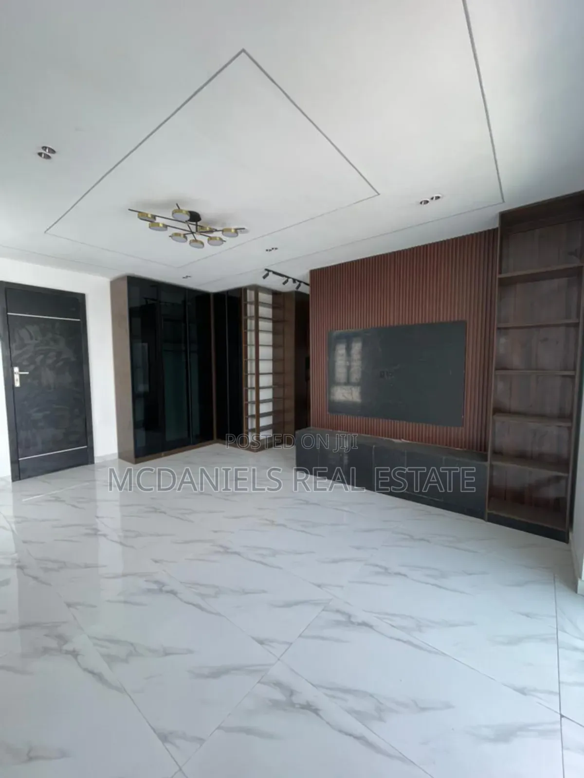 4bdrm Duplex in Ikate for sale in Ikate