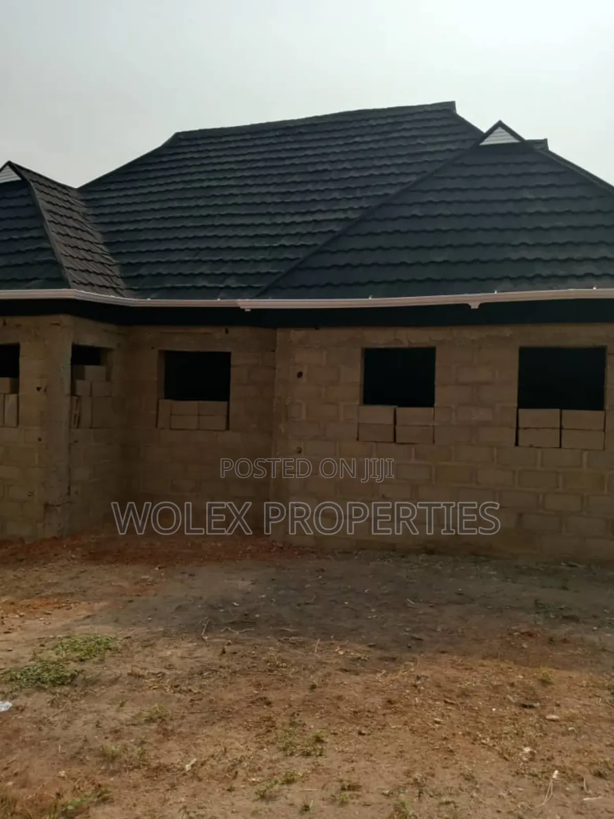 4bdrm Bungalow in Wakakaje, Wakajaye for sale in Wakajaye