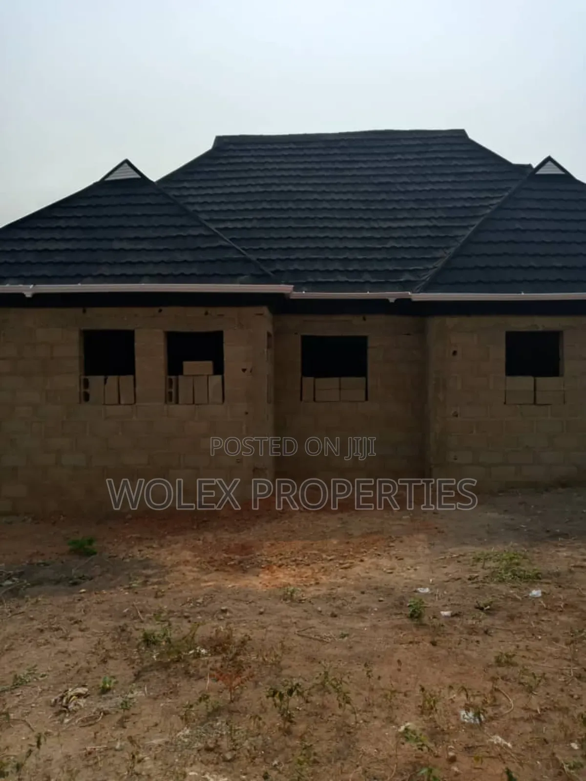 4bdrm Bungalow in Wakakaje, Wakajaye for sale in Wakajaye