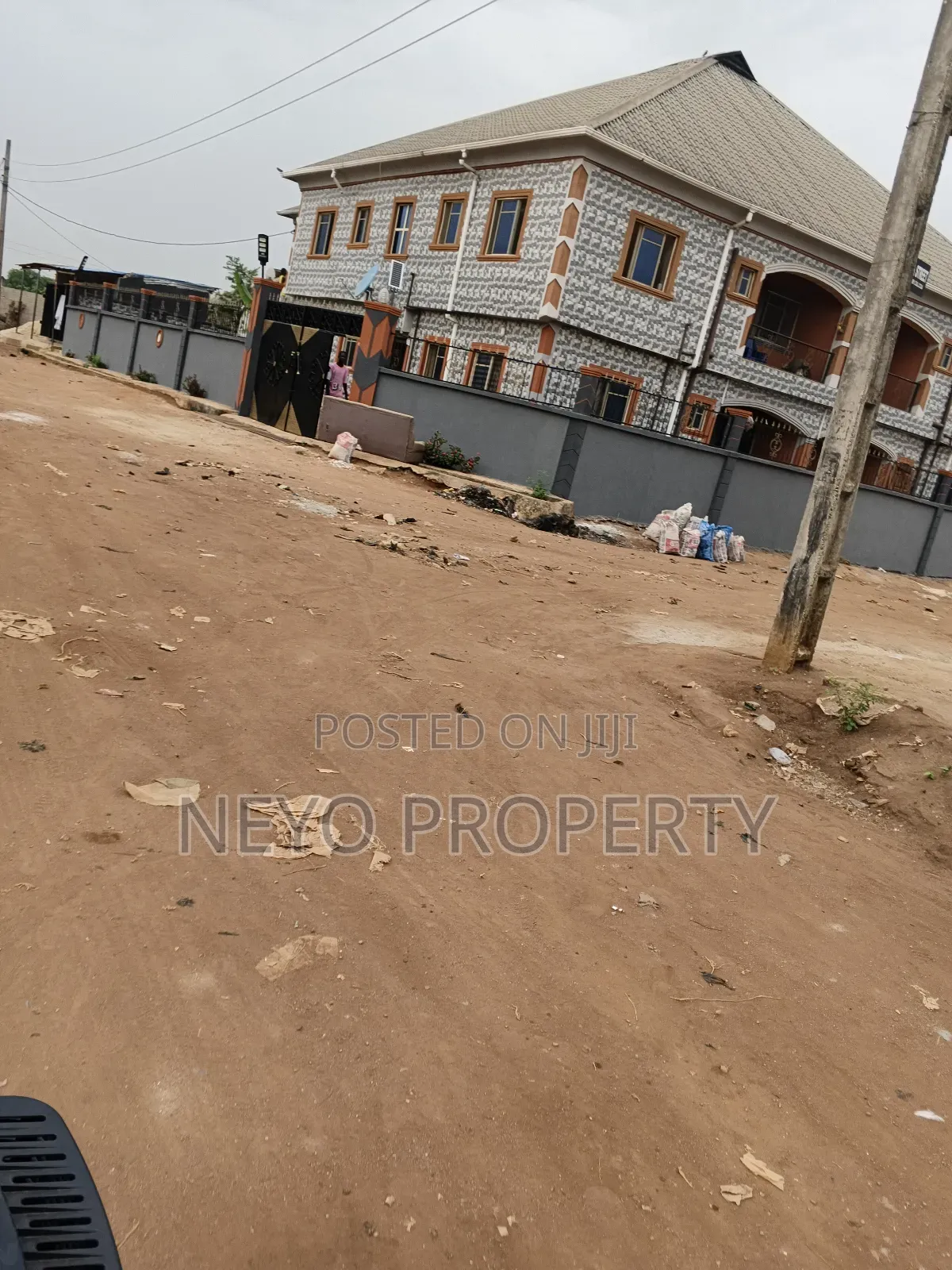 Suvay Plan Liverpool in Igbogbo