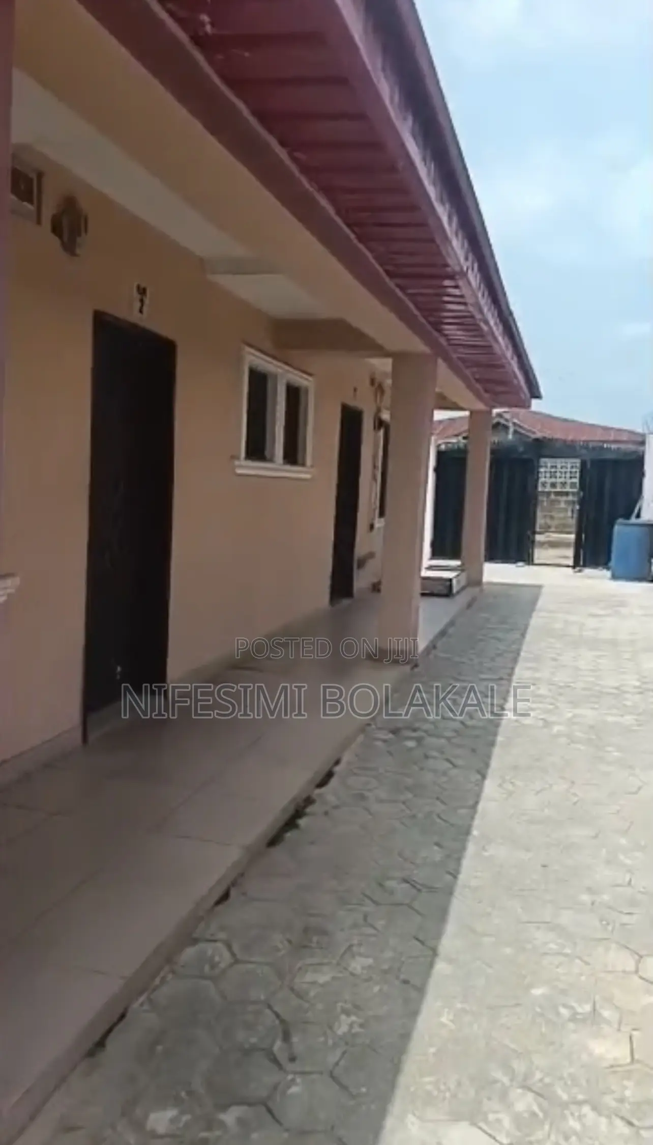 13bdrm Block of Flats in Apete, Eleyele for sale in Eleyele