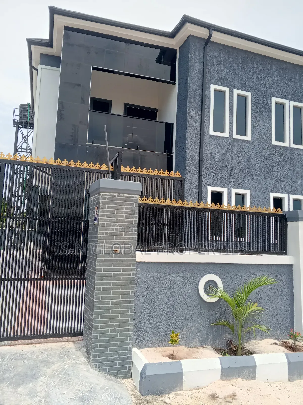 4bdrm Duplex in Army Estate, Warri for sale in Warri