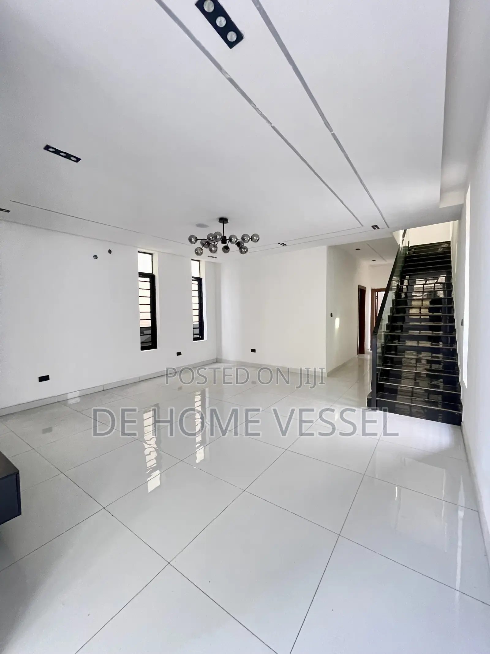 5bdrm Duplex in Lekki for sale in Lekki