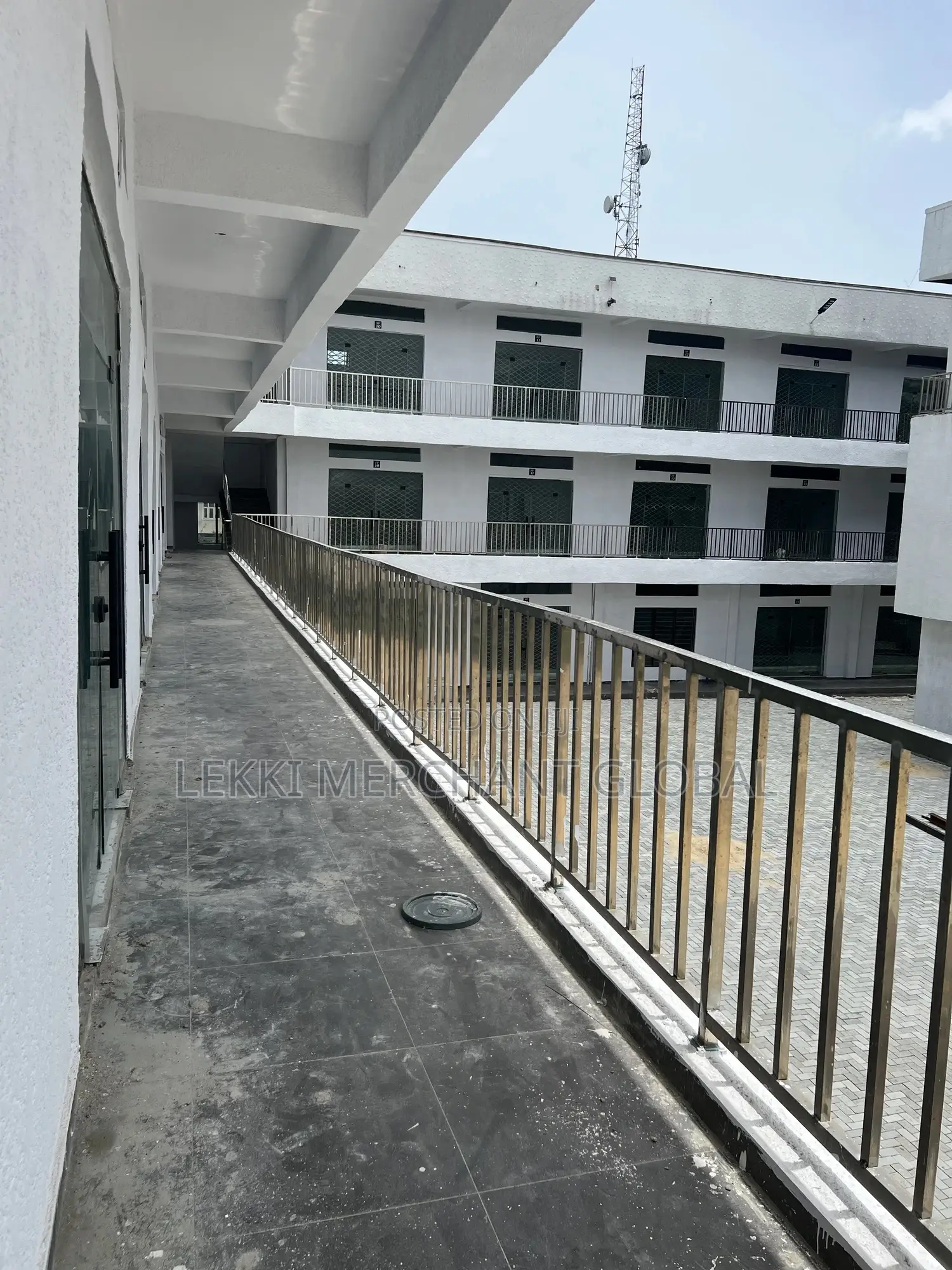 Spacious Shop/ Showroom/Multi Purpose Space Facing Express at Ajah in Olokonla
