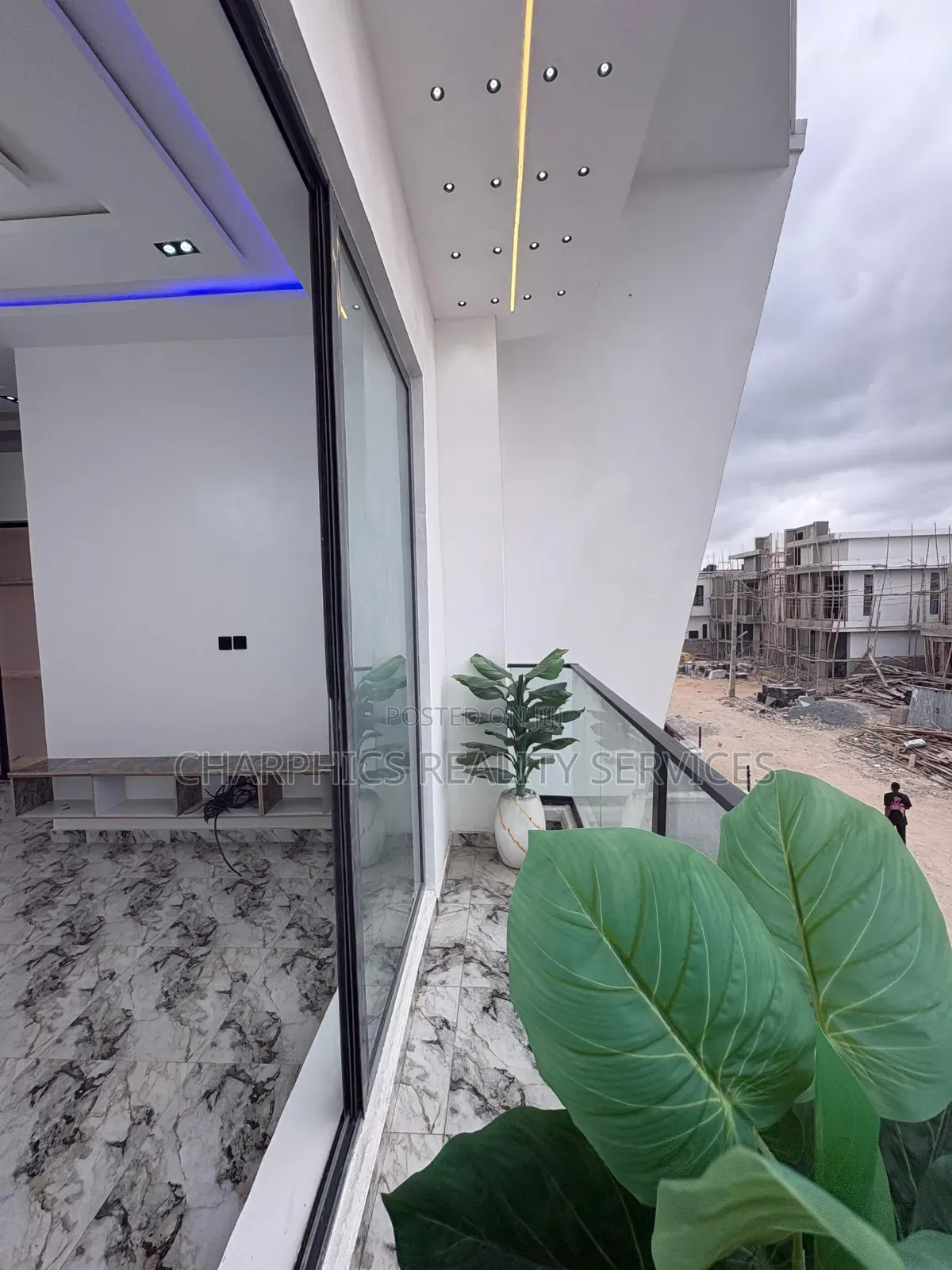 4bdrm Duplex in Off Lekki-Epe Expressway for sale in Off Lekki-Epe Expressway