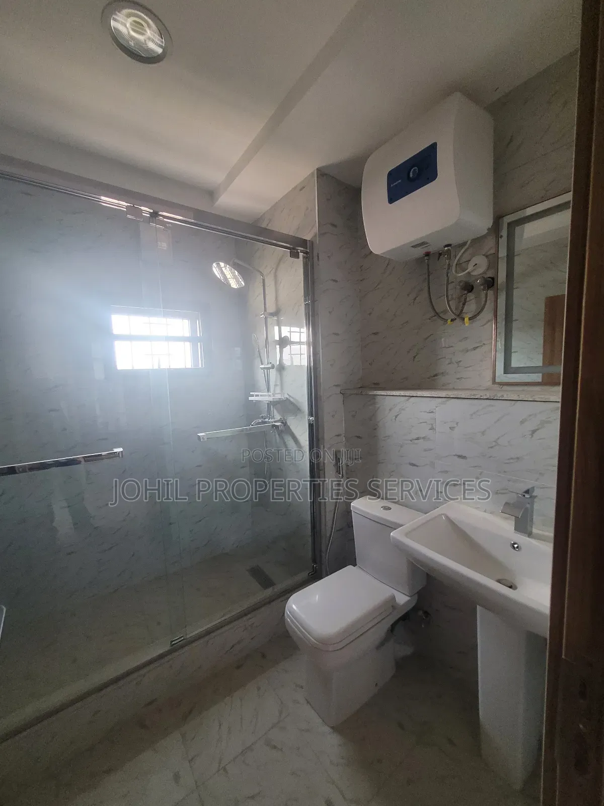 5bdrm Duplex in Naf Valley Estate, Asokoro for rent in Asokoro