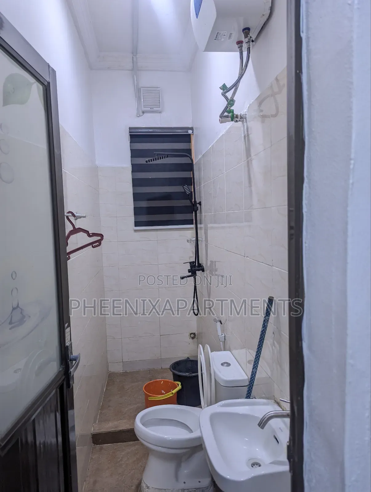 1 Luxury 1 Bedroom Short Let in Berger in Berger