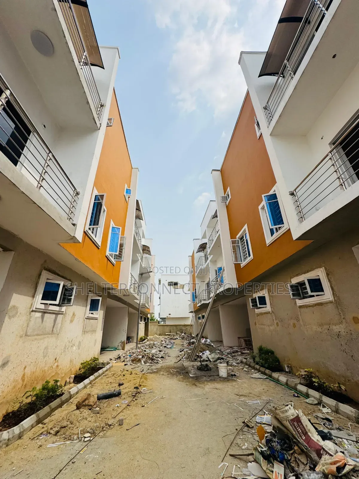 4bdrm Duplex in Ogudu GRA for sale in Ogudu GRA