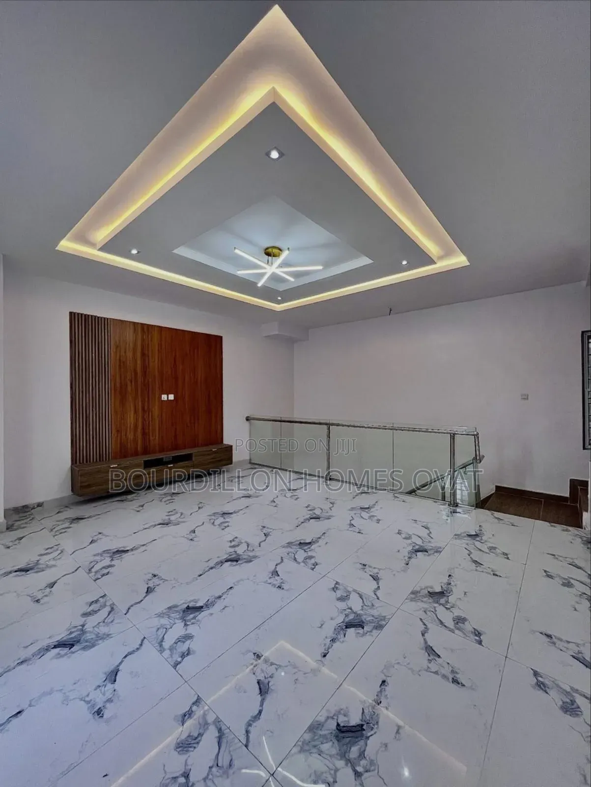 5bdrm Duplex in Chevron Lekki Lagos for sale in Chevron