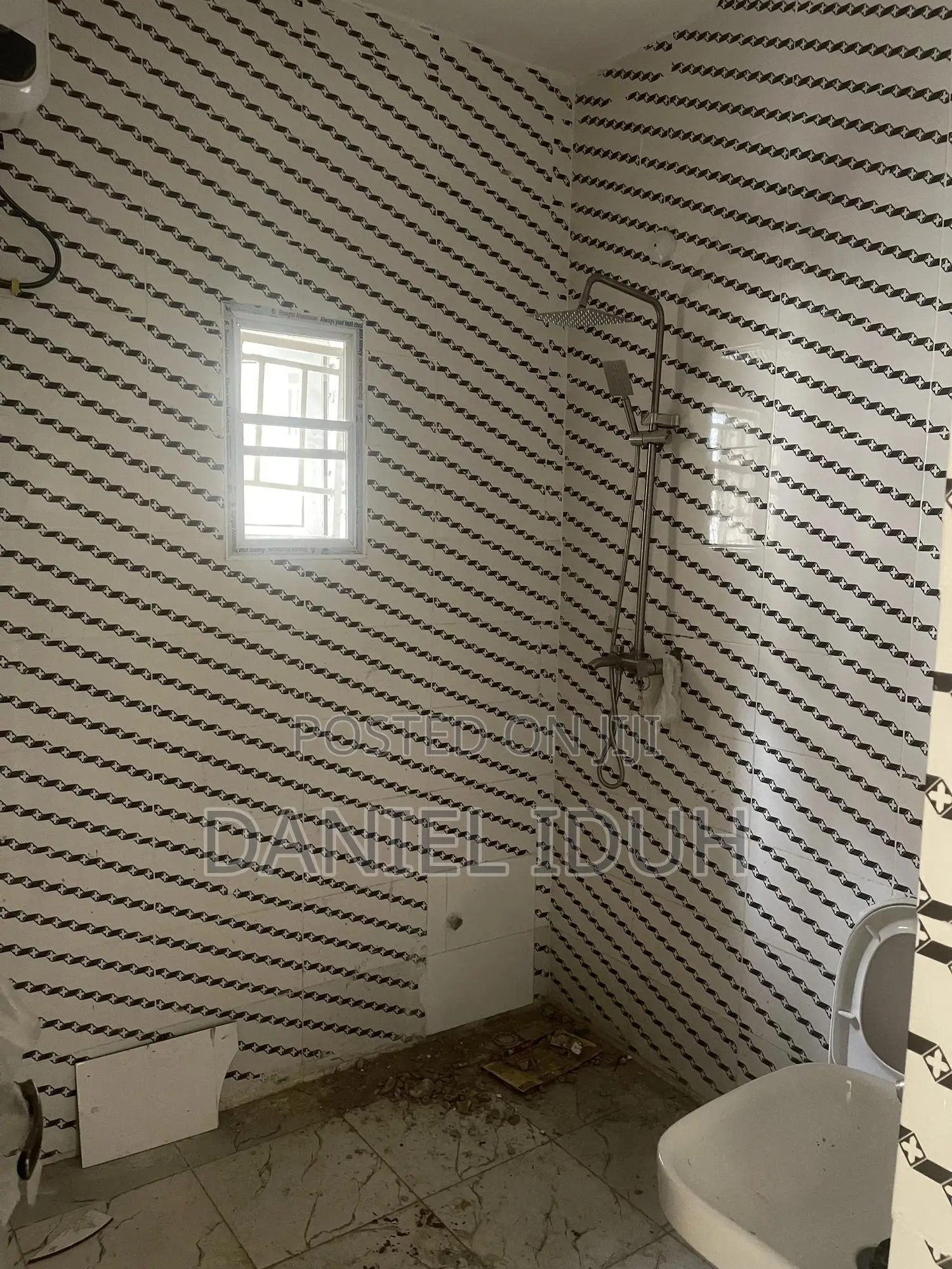 2bdrm Apartment in Sabon Lugbe for rent in Sabon Lugbe