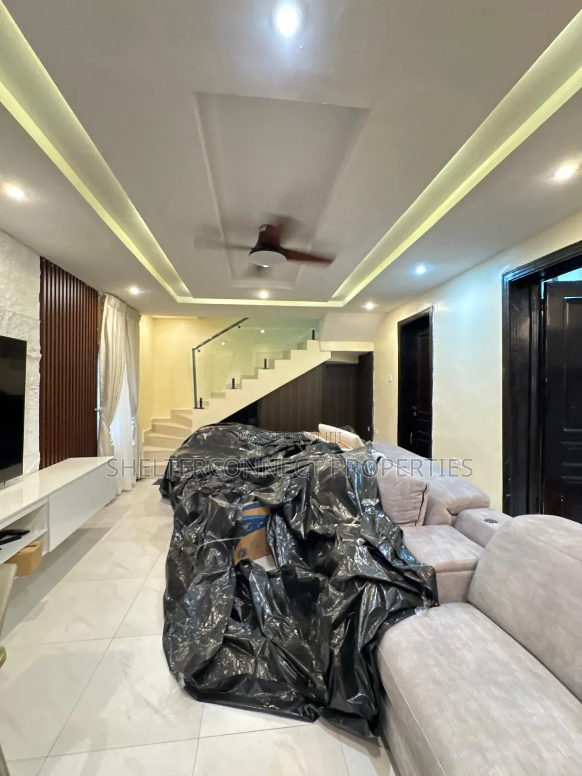 3bdrm Duplex in Ojuelegba for sale in Ojuelegba