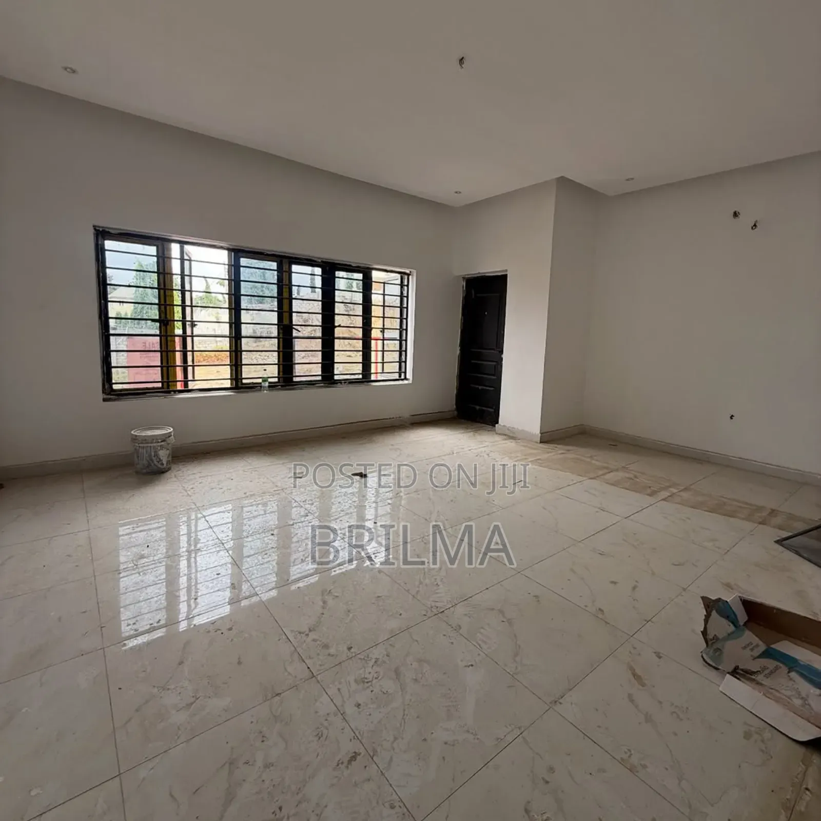 5bdrm Duplex in Wuye for sale in Wuye