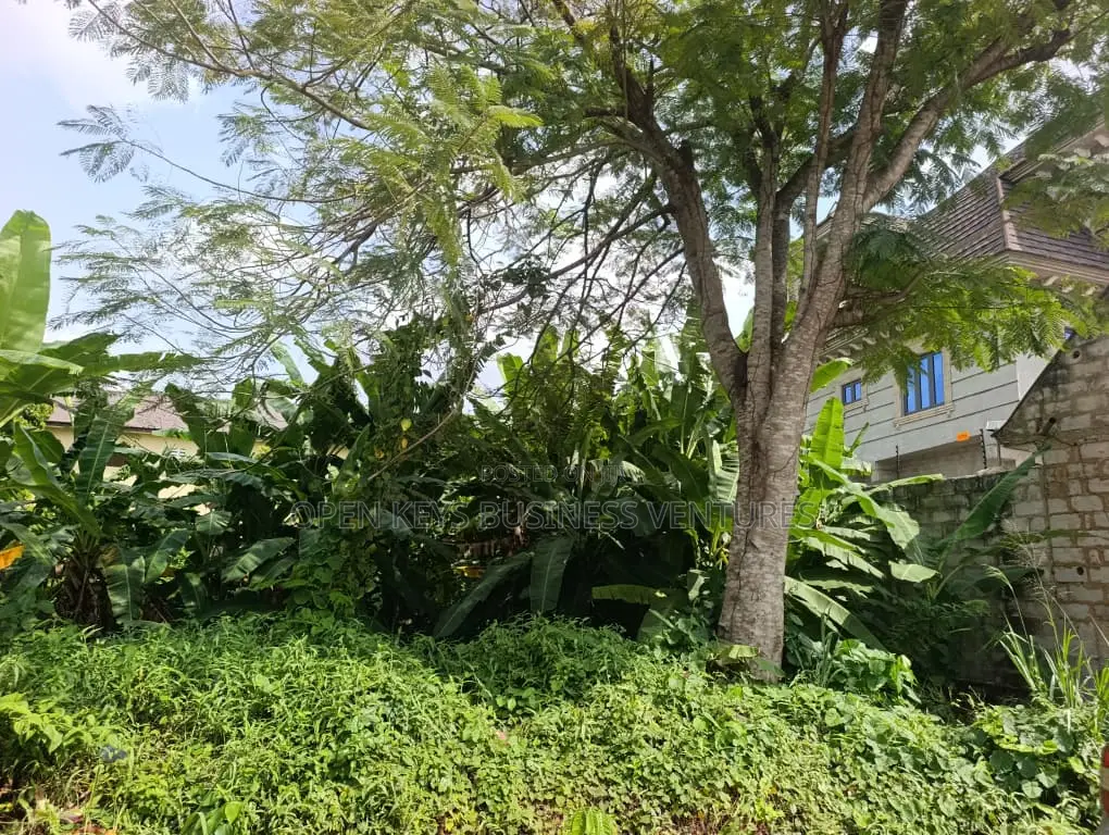 A 460sqm Parcel of Land in a Nice Estate in Agodi