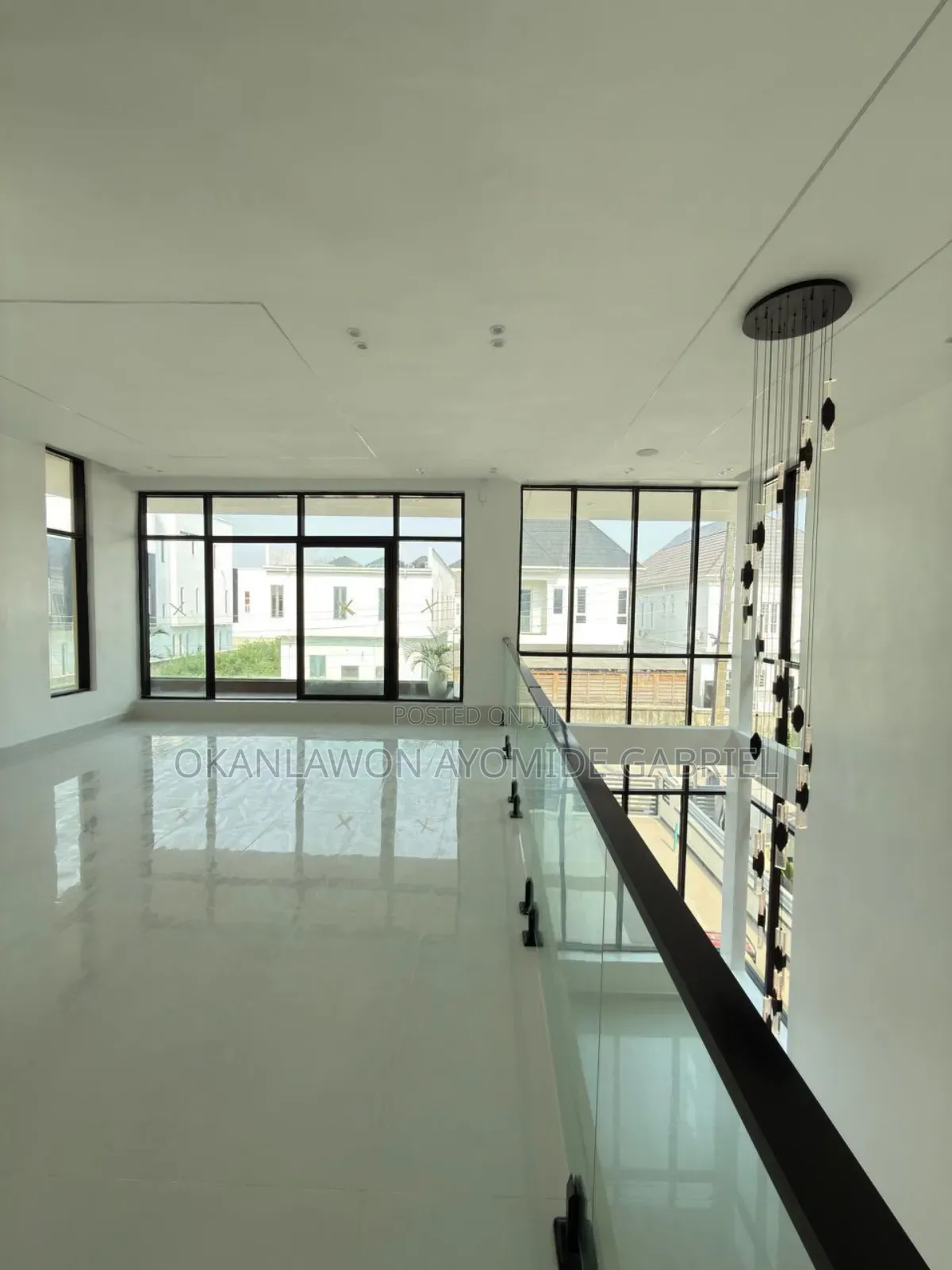 5bdrm Duplex in Ikota for sale in Ikota