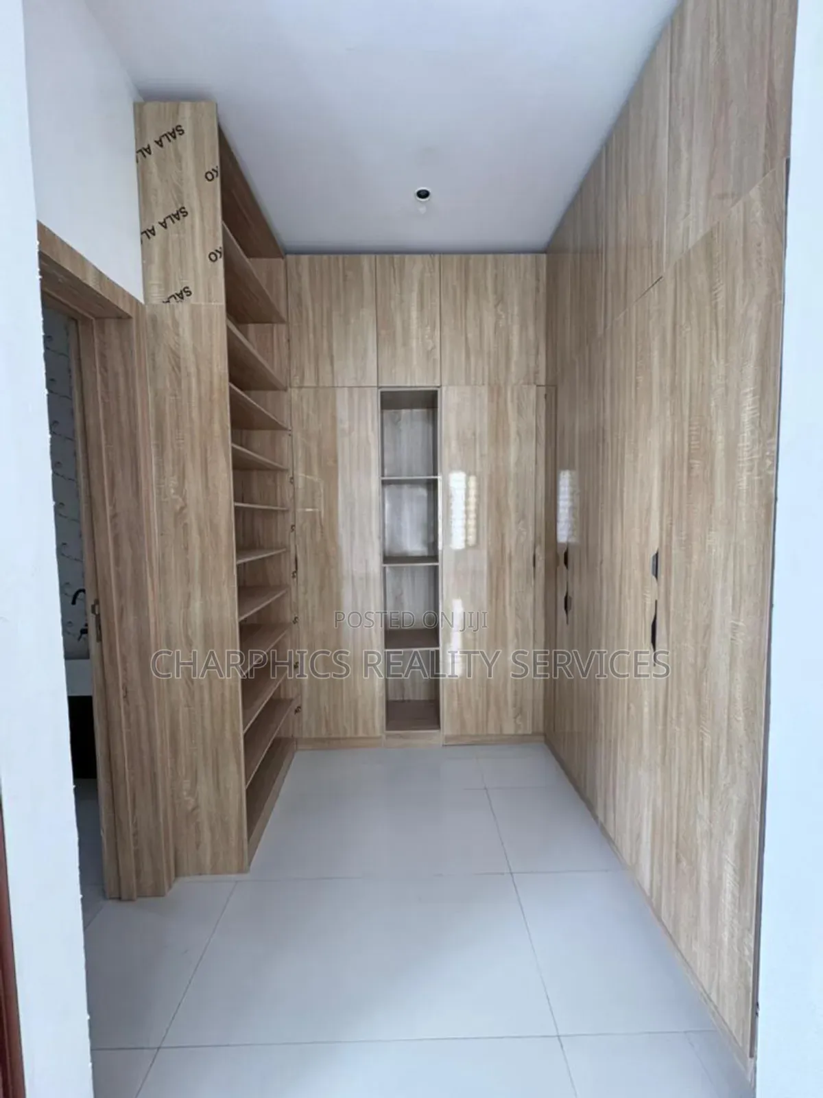 4bdrm Duplex in Off Lekki-Epe Expressway for sale in Off Lekki-Epe Expressway