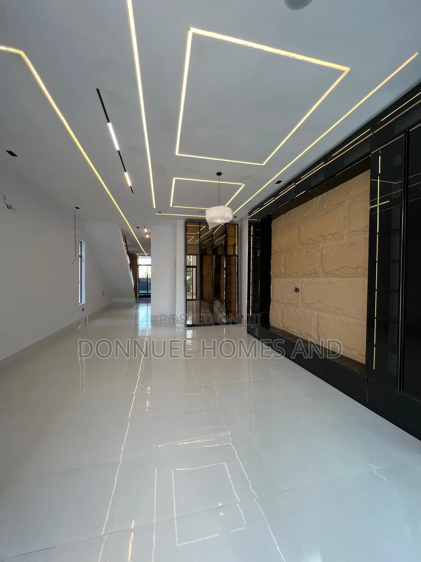 5bdrm Duplex in Ajah for sale in Ajah