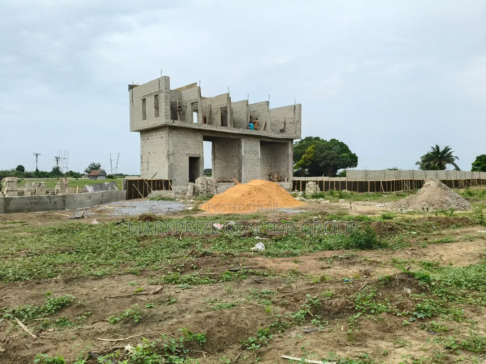 Buy Build Land.Ayo Castle Phase 2, Elerangbe Ibeju Lekki.₦5m Deposit in Elerangbe