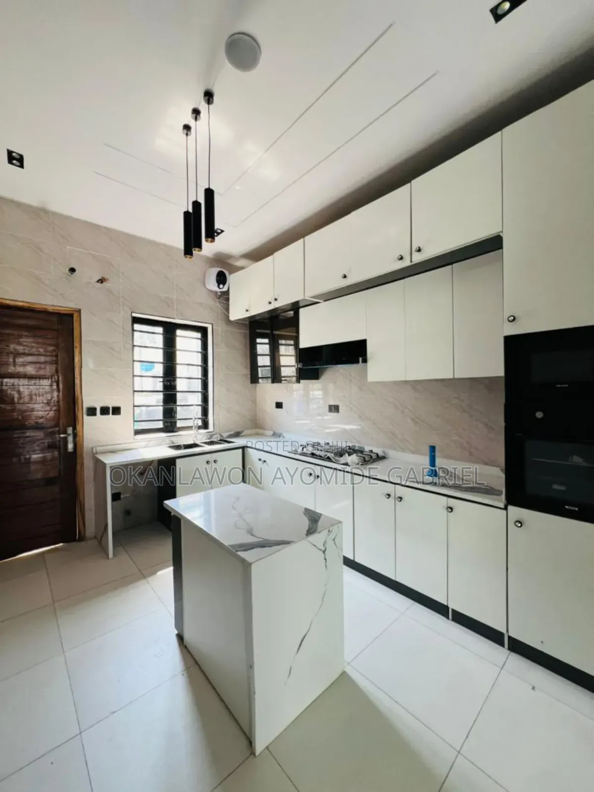4bdrm Duplex in Ikota for sale in Ikota