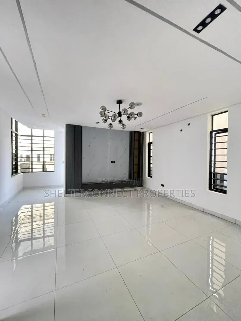 4bdrm Duplex in Ado / Ajah for sale in Ado / Ajah