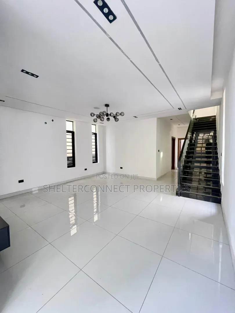 4bdrm Duplex in Ado / Ajah for sale in Ado / Ajah