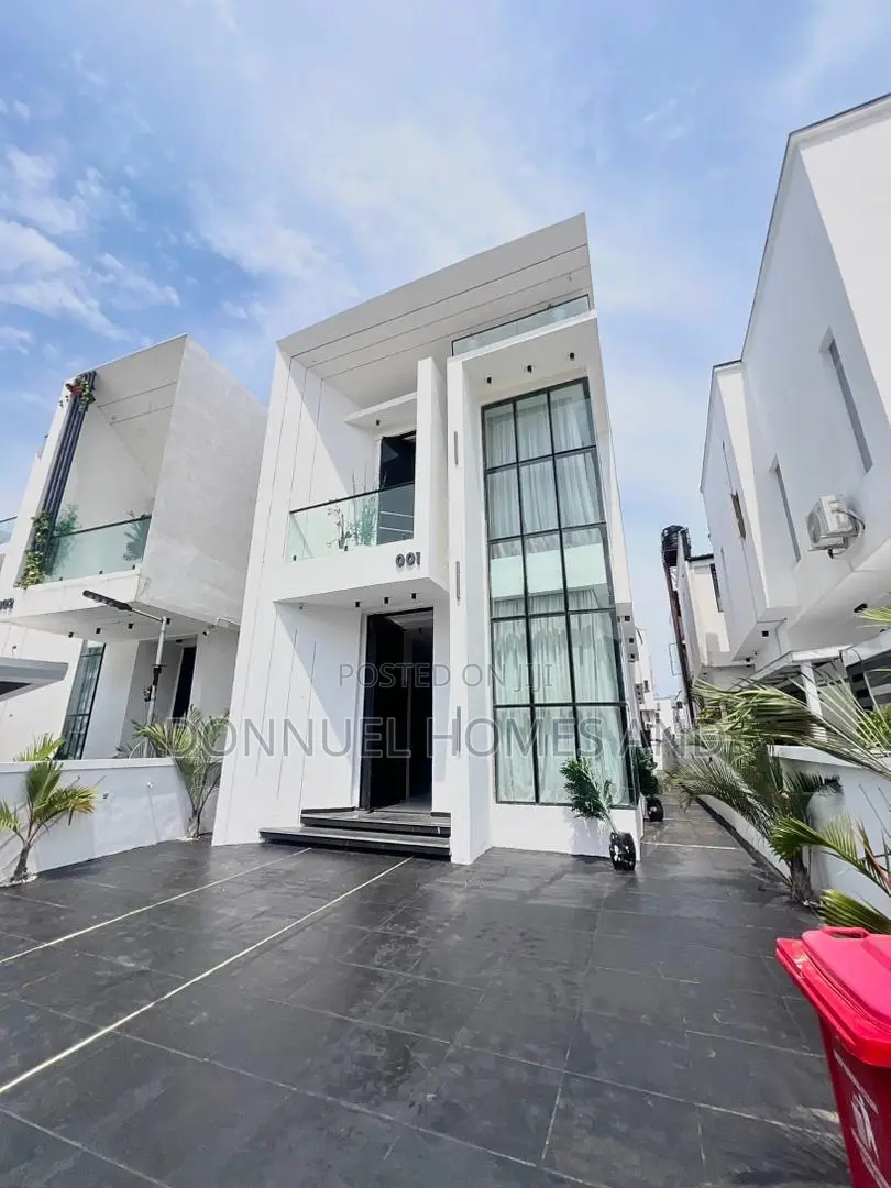 Furnished 5bdrm Duplex in Chevron, Ajah for sale in Ajah