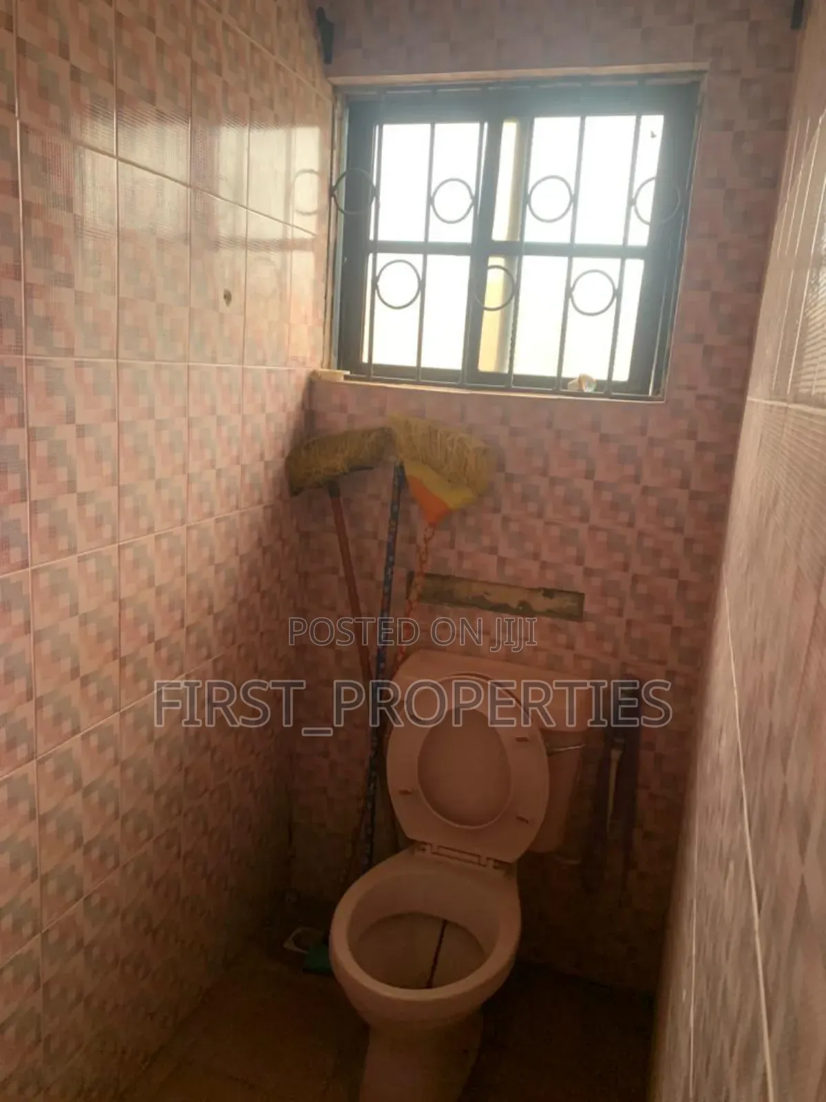 Furnished 4bdrm Bungalow in Akinbode Estate, Agbowo for sale in Agbowo