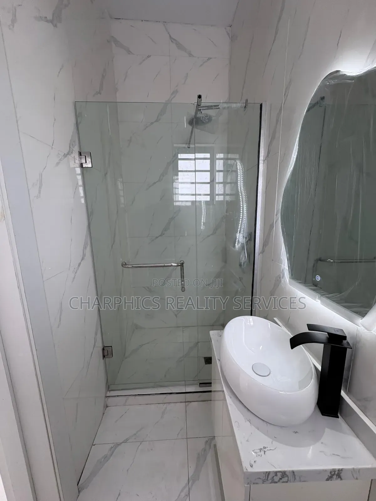 4bdrm Duplex in Off Lekki-Epe Expressway for sale in Off Lekki-Epe Expressway