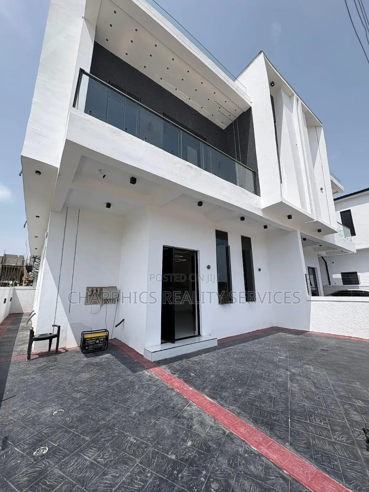 4bdrm Duplex in Off Lekki-Epe Expressway for sale in Off Lekki-Epe Expressway