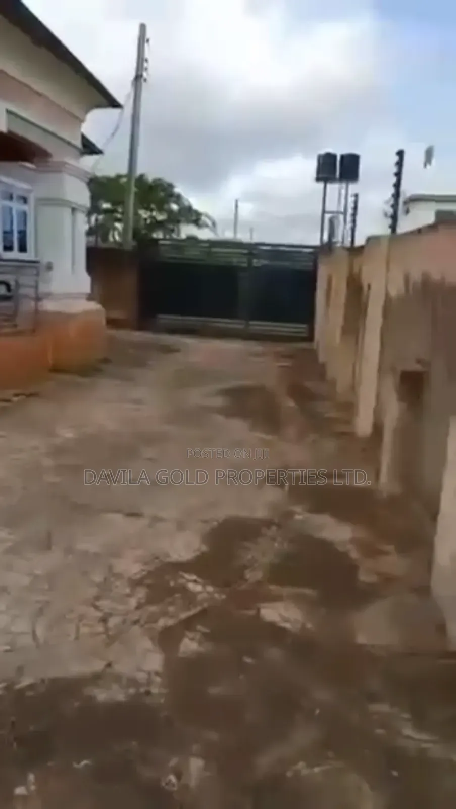 6bdrm Block of Flats in Benin City for sale in Benin City