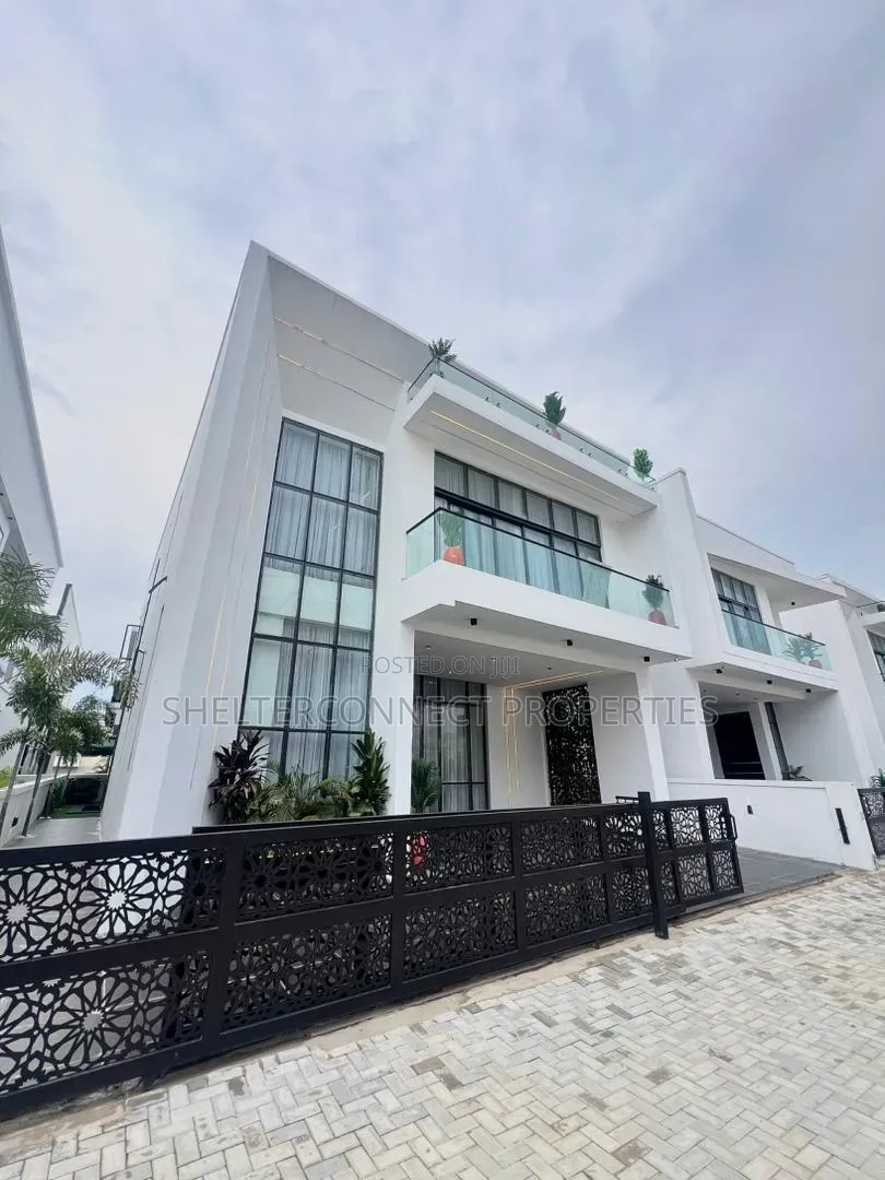 5bdrm Duplex in Lekki Expressway for sale in Lekki Expressway
