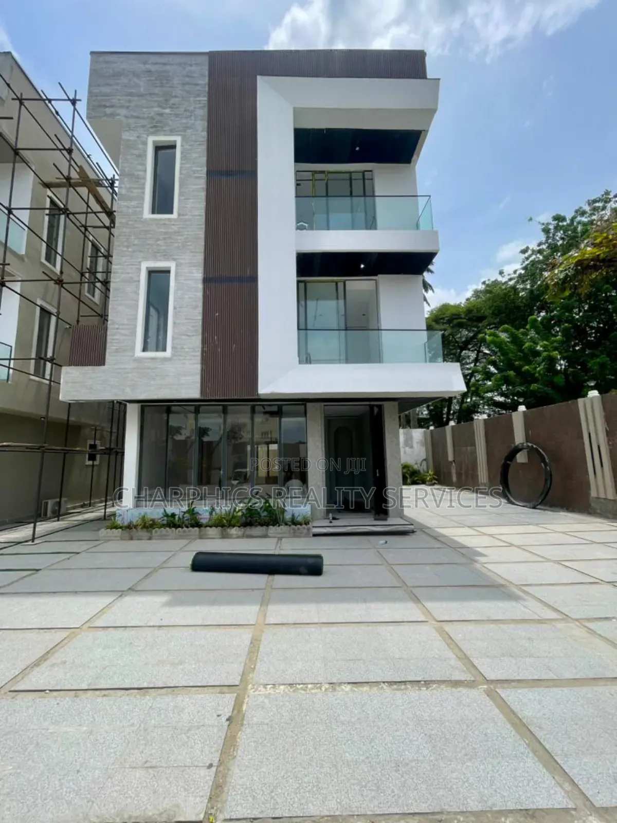 4bdrm Duplex in Old Ikoyi for sale in Old Ikoyi