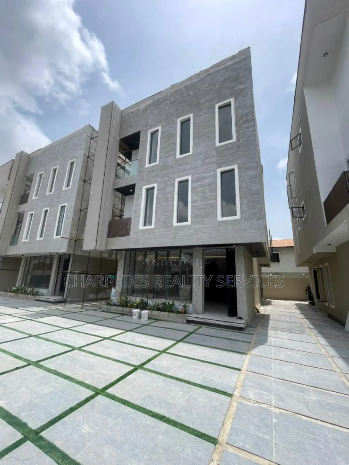 4bdrm Duplex in Old Ikoyi for sale in Old Ikoyi