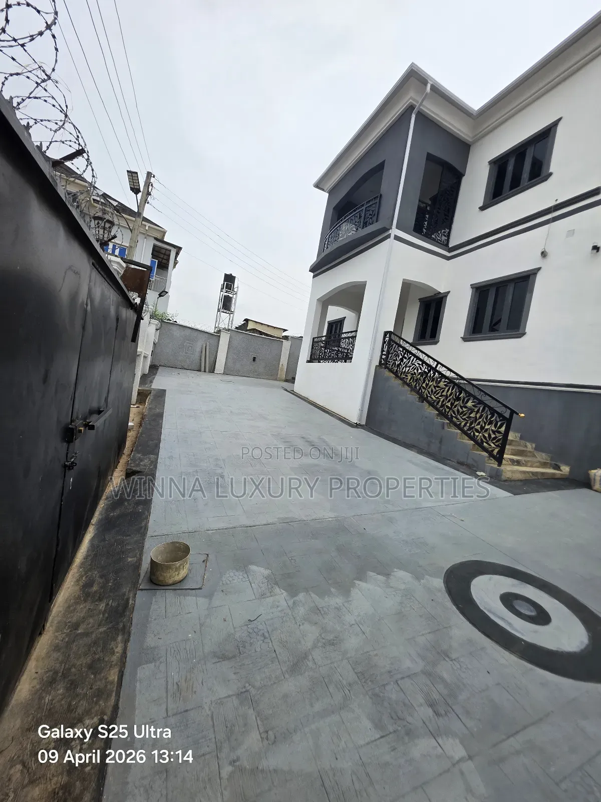 5bdrm Duplex in Diamond City Royale, Lugbe District for rent in Lugbe District