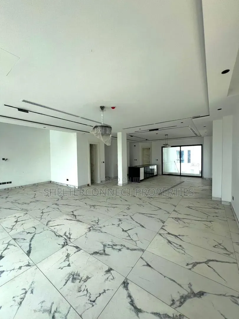 6bdrm Duplex in Banana Island for sale in Banana Island